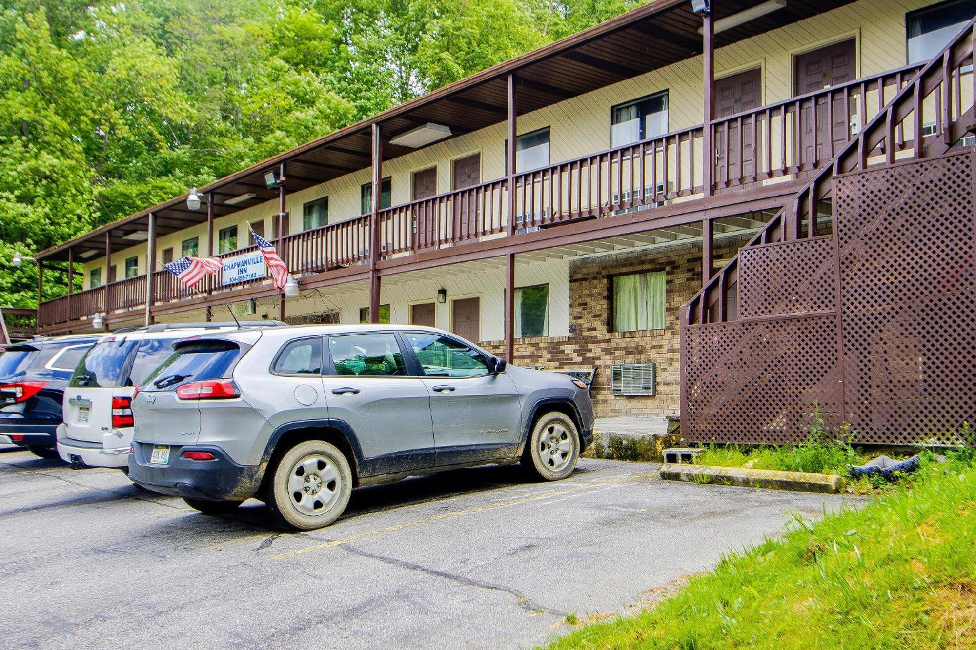 Oyo Hotel Chapmanville Inn, Wv - Hwy 119 Exterior foto